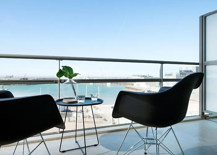 Luxury 3 room apartment in Scheveningen
